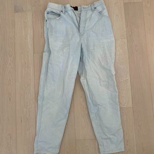 High Waisted Light Mom Jeans